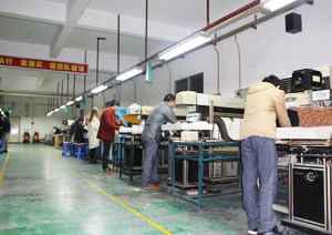 17·c18起草视频.27激光(guāng)深圳公司一激光刻字加工車間 17·c18起草视频.27激光深(shēn)圳公司一(yī)激光刻字加工車間